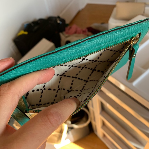 Kate spade turquoise wallet - Picture 4 of 4
